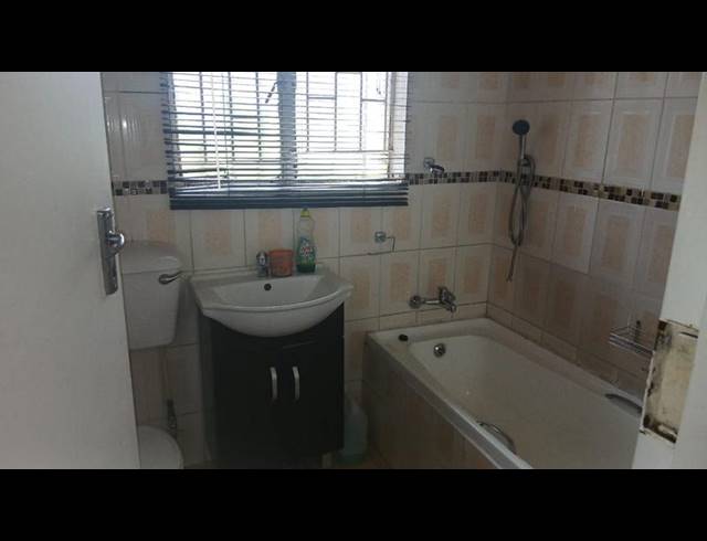 3 BEDROOM PROPERTY TO RENT IN NORKEM PARK